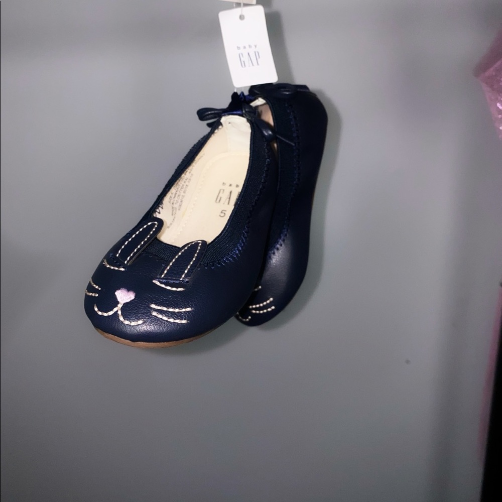 Toddler navy blue flat kitten shoes